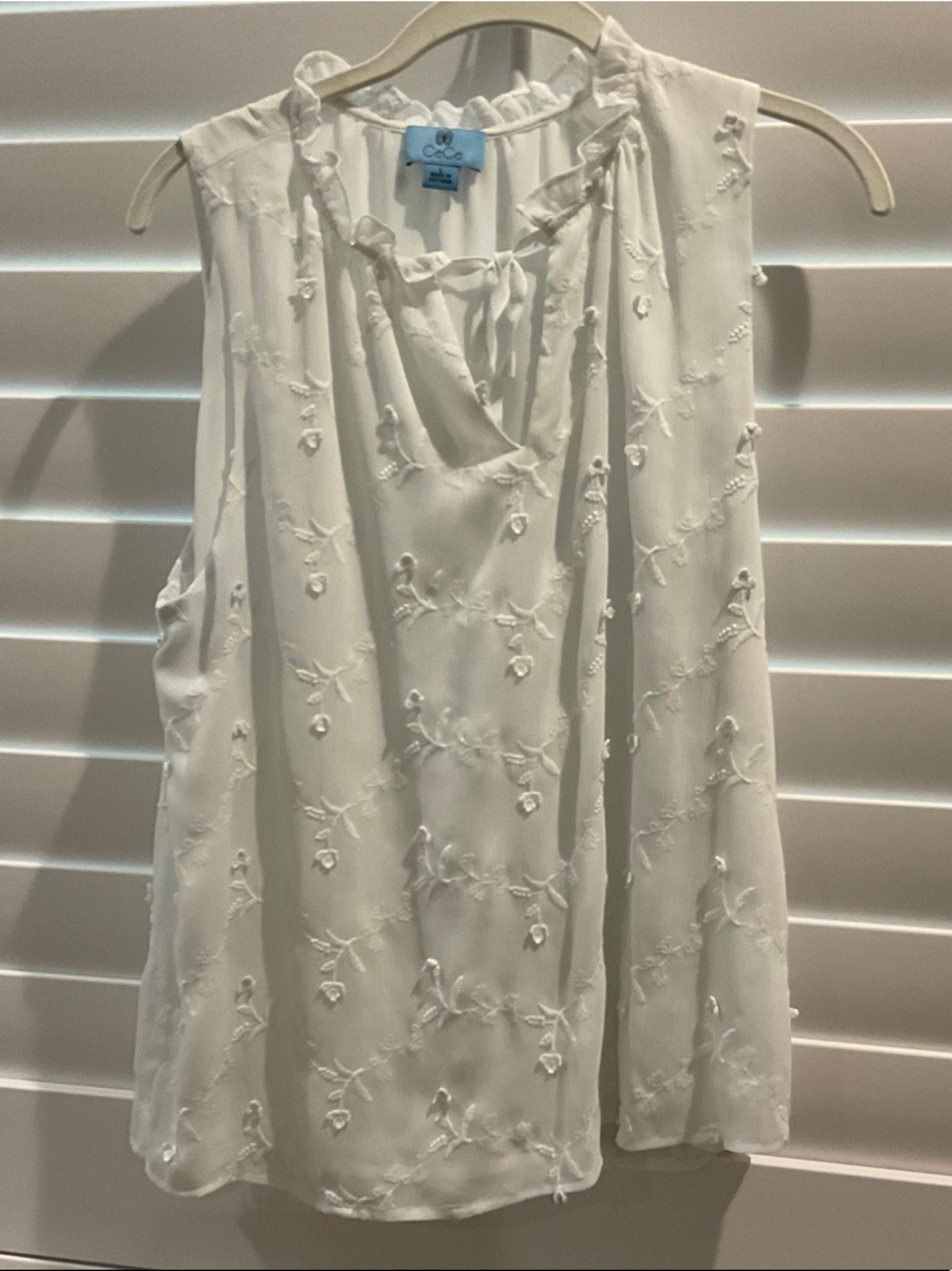 CeCe Ivory Floral Appliqué Sleeveless Tie-Neck Top